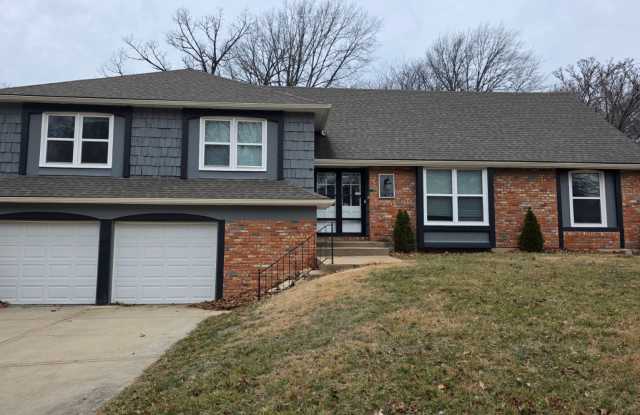 Coming Soon-Beautiful 4bedroom 2.5 bath - 3412 Birchwood Drive, Kansas City, MO 64137