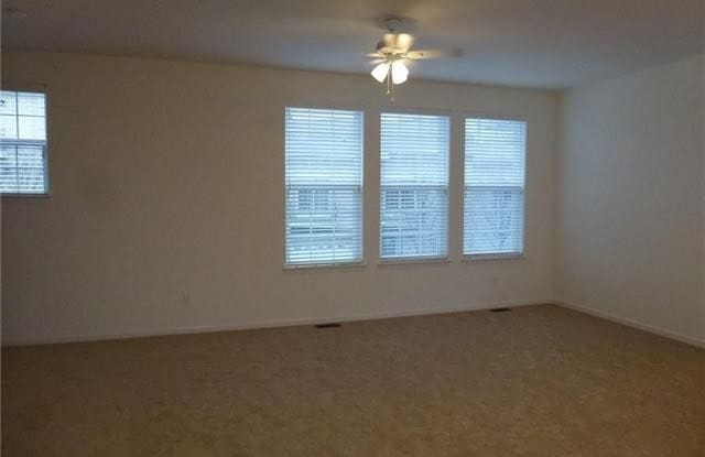 28471 TRACI Trail Gallery 4