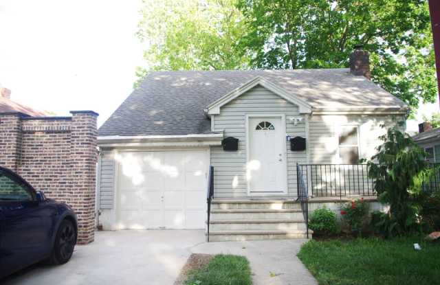 146 10th St photos photos