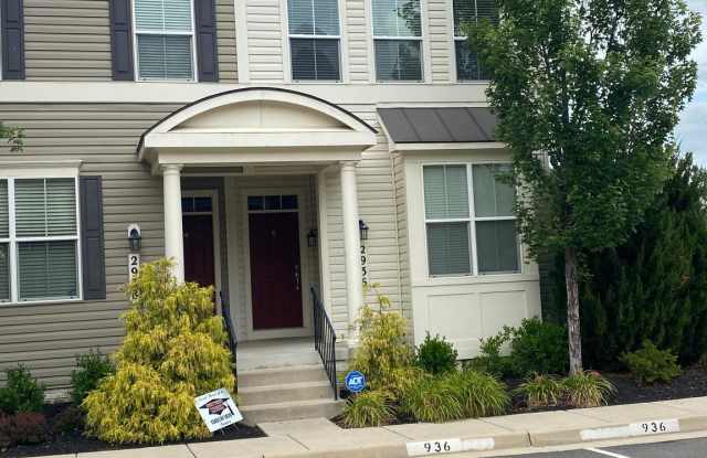 2936 CHINKAPIN OAK LANE - 2936 Chinkapin Oak Lane, Cherry Hill, VA 22191
