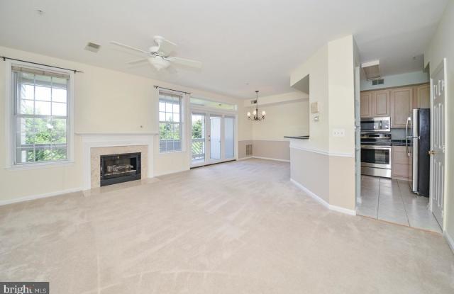 11304 SUNDIAL CT #910 Gallery 3