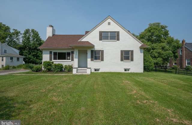 353 S OLD MIDDLETOWN Road Gallery 1