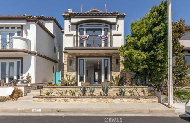 831 Frankfort Avenue - 831 Frankfort Avenue, Huntington Beach, CA 92648 831 Frankfort Avenue - 831 Frankfort Avenue, Huntington Beach, CA 92648