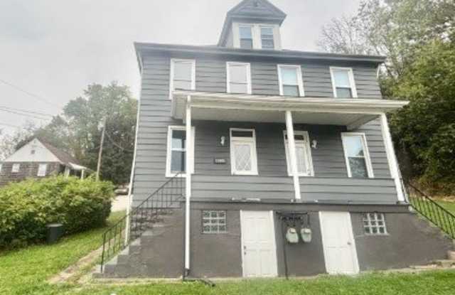 400 Prospect St - 400 Prospect, Jeannette, PA 15644