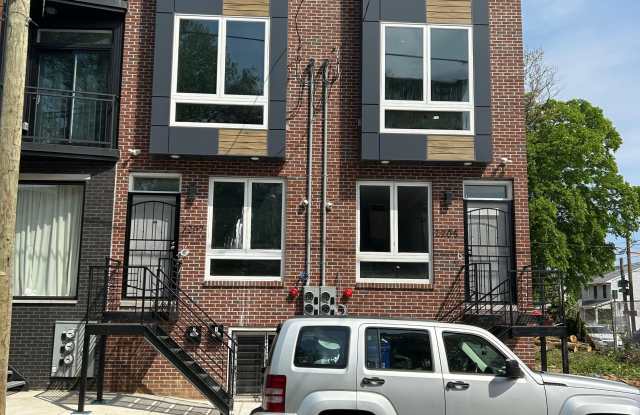 2205 North Franklin Street - 2 Gallery 2