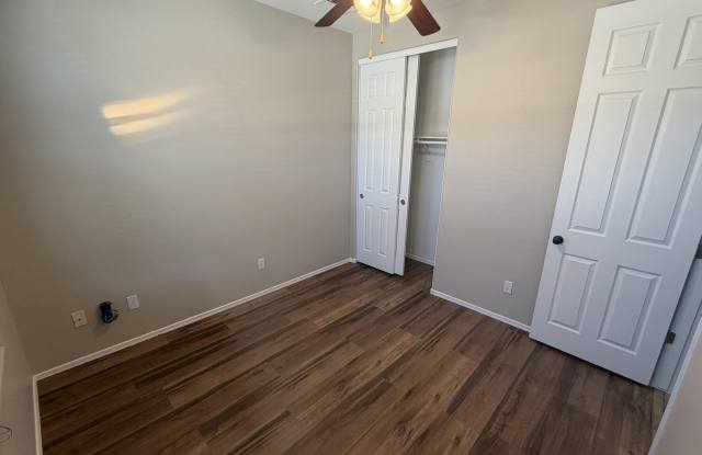 15485 W Montecito Avenue Gallery 4