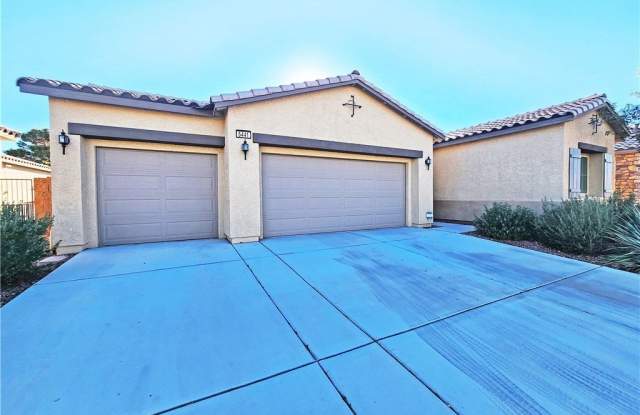 5441 E La Campana Drive Gallery 2