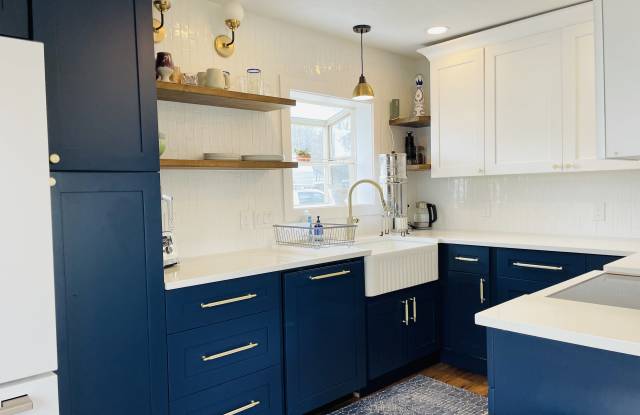 1309 West Melrose Street photos photos