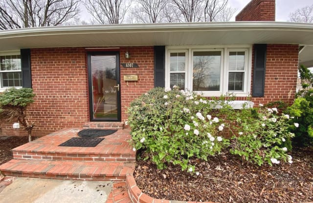 6907 RUSKIN STREET - 6907 Ruskin Street, Springfield, VA 22150