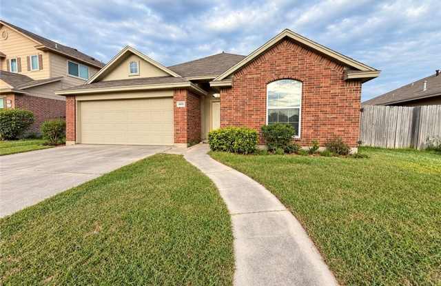 3905 Las Bahias Drive Gallery 1