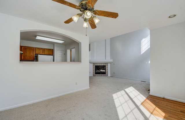 9574 Brentwood Way Unit B Gallery 2
