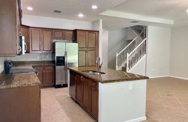 11252 SW Kingslake Circle Gallery 4