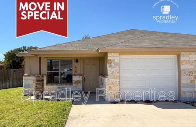 1635 Sabine Rd photos photos