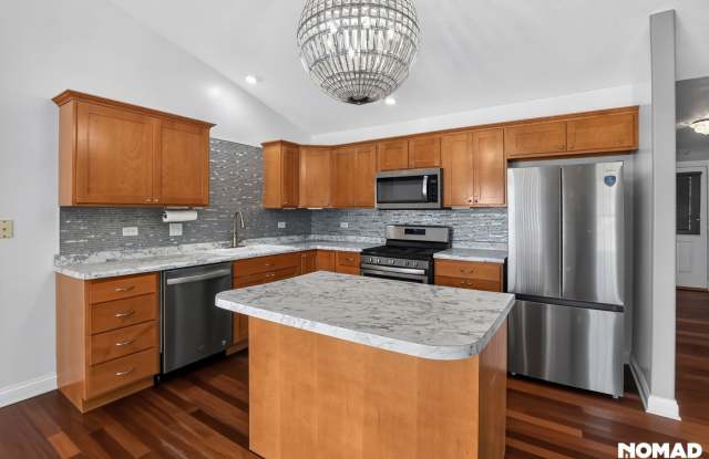 Charming 2BR House in Momence Gallery 1