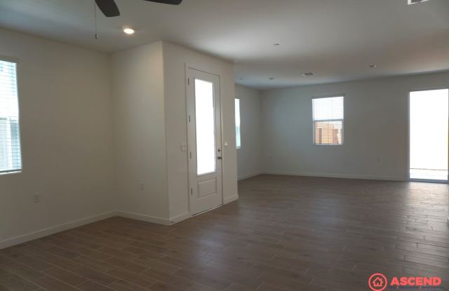 Move-In Ready New Construction – 4 Bed, 2.5 Bath, Solar-Powered, Pet-Friendly Gallery 4