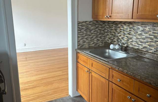 6940 S. Crandon Avenue, Unit 2W photos photos