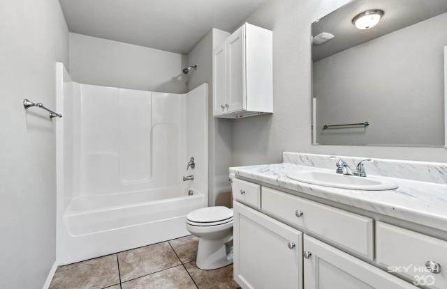 Haden Holly Station - Duplexes & Townhomes in Siloam Springs, AR photos photos