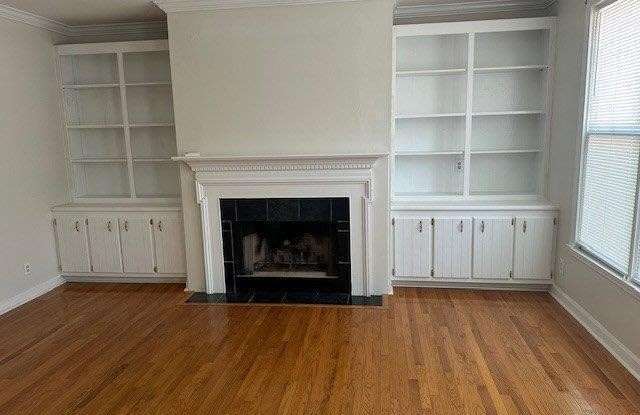1509 Crestwood Gallery 2