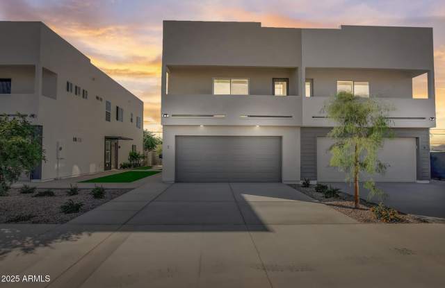 2551 E BROADWAY Road photos photos