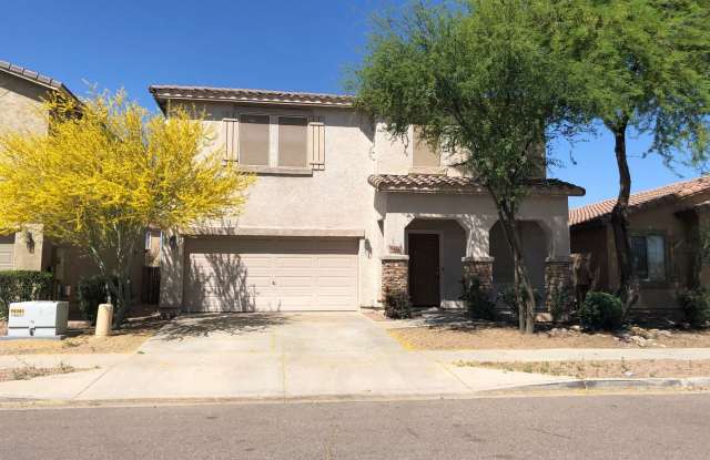Large 4 bedroom house- Laveen - 6412 South 71st Drive, Phoenix, AZ 85339