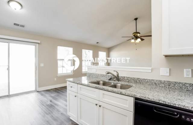 1008 Glen Hollow Drive Gallery 4
