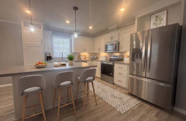 602 Choo Choo Ln photos photos