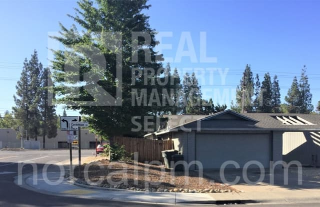9282 Corinthian Circle - 9282 Corinthian Cir, La Riviera, CA 95826