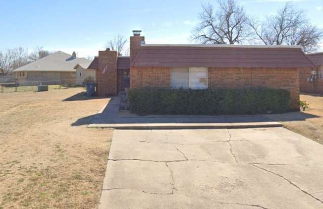 6607 NW Denver Gallery 3