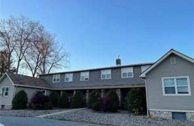 881 Burlingham RD - 881 Burlingham Road, Sullivan County, NY 12566
