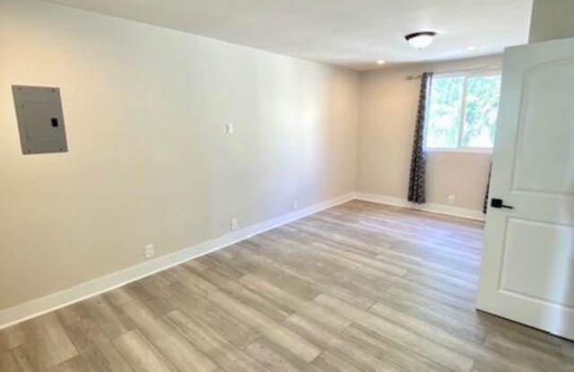 8866 Cadillac Avenue photos photos