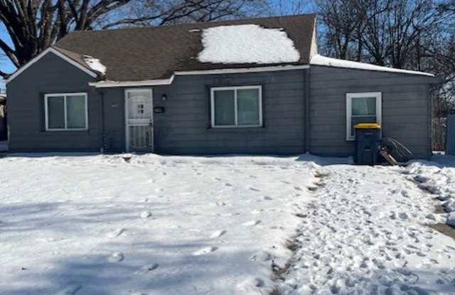 8005 Olive St photos photos