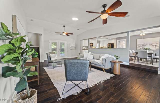 1014 8th Avenue North Gallery 2