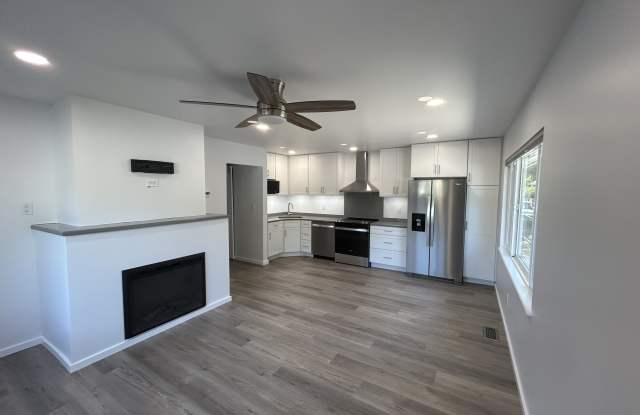 1550 Nw Van Buren Ave photos photos