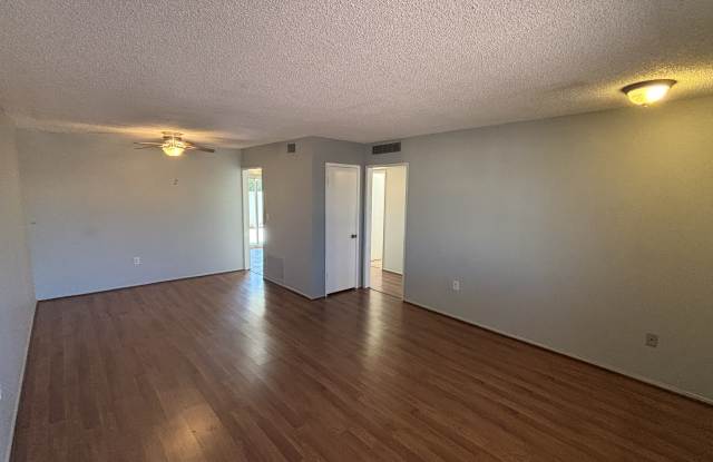 10537 W Coggins DR Gallery 3
