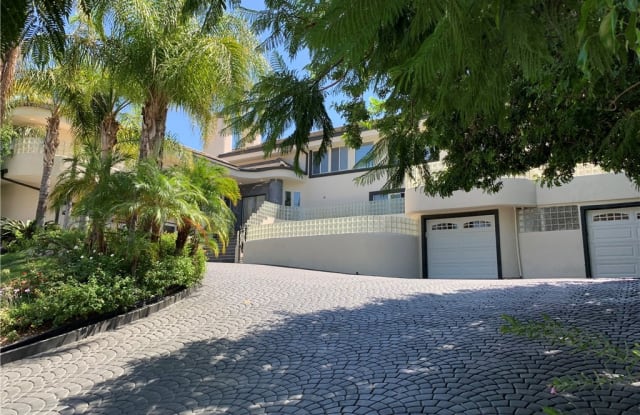 22500 N Summit Ridge Circle - 22500 N Summit Ridge Cir, Los Angeles, CA 91311