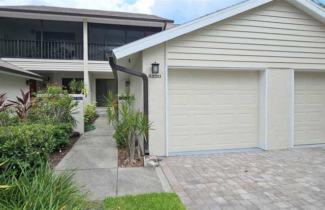 5220 LANDINGS BOULEVARD photos photos