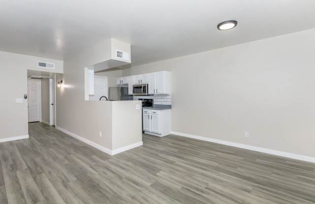 Vertical East Apartments photos photos