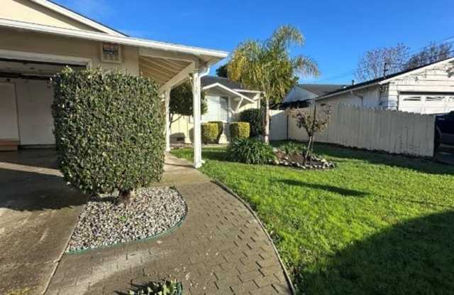Nor Cal Realty, Inc - 3 bedroom 2 bath house with 2 car garage. - 2139 Thayer Avenue, Hayward, CA 94545