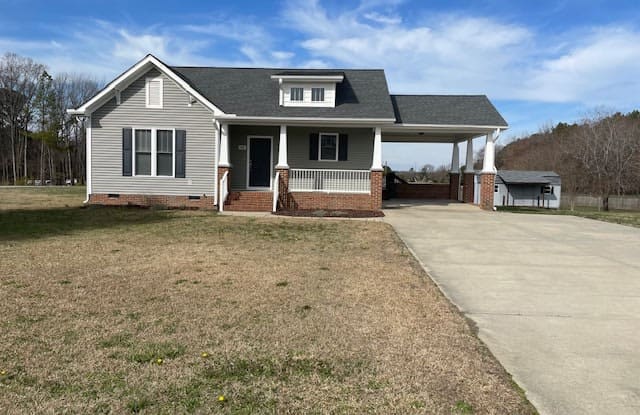 1617 Mudham Rd - 1617 Mudham Road, Johnston County, NC 27597