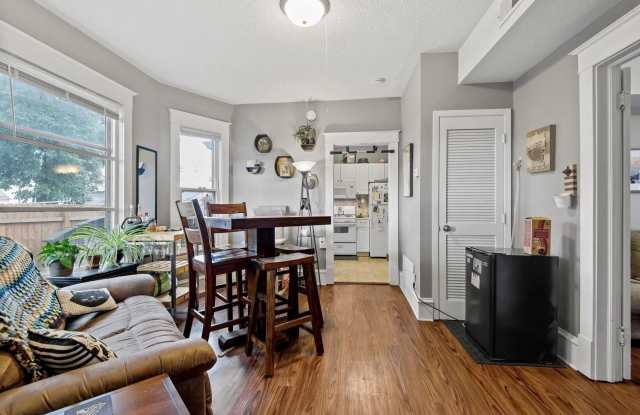 1322 Central Avenue NE photos photos