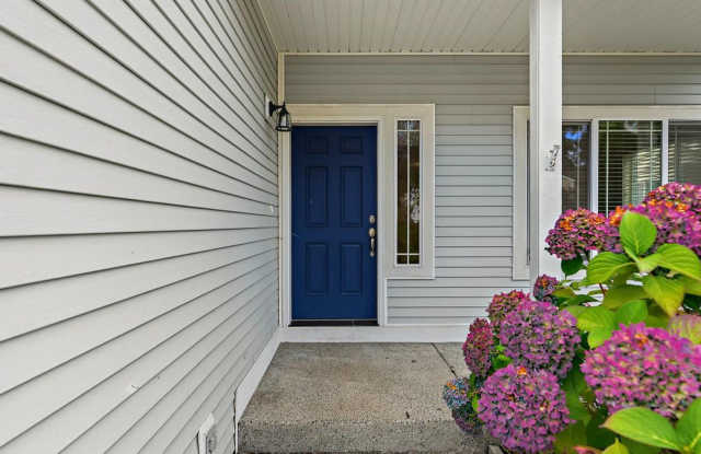 4 Bedroom Home for Rent in Puyallup, WA | Gated South Hill Community Near JBLM Gallery 4