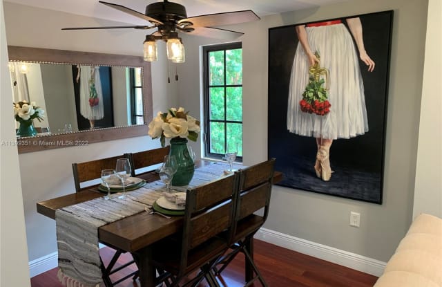 231  Majorca - 231 Majorca Avenue, Coral Gables, FL 33134