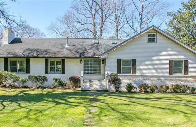 3850 Wieuca Road photos photos