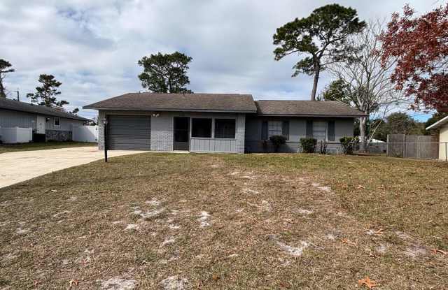 Beautiful 3 bedroom 2 bath home in Deltona - 2782 Newmark Drive, Deltona, FL 32738