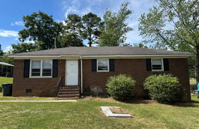 1813 Ashcraft Avenue photos photos