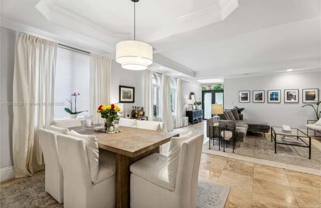 3168 Ohio St - 3168 Ohio Street, Miami, FL 33133