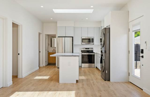 325 Cerro Romauldo Avenue photos photos