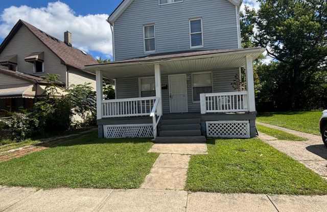 Single Family 3 Bed Home - 1255 East 112th Street, Cleveland, OH 44108