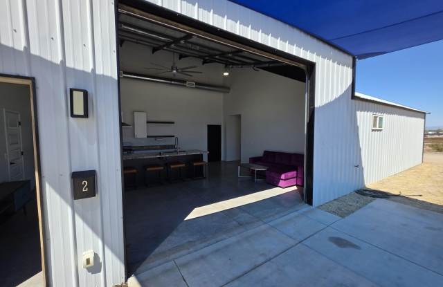 2061 W DANIEL Road Gallery 3