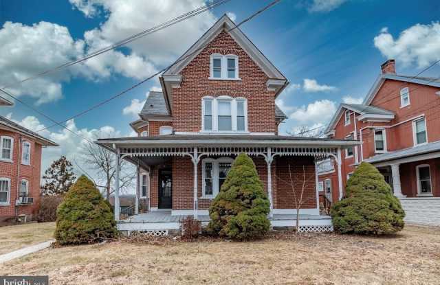 631 MAIN Street unit: Apt #1 - 631 Main Street, Red Hill, PA 18076